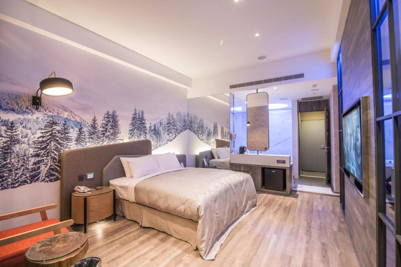 Luv U Motel Kaohsiung Luaran gambar